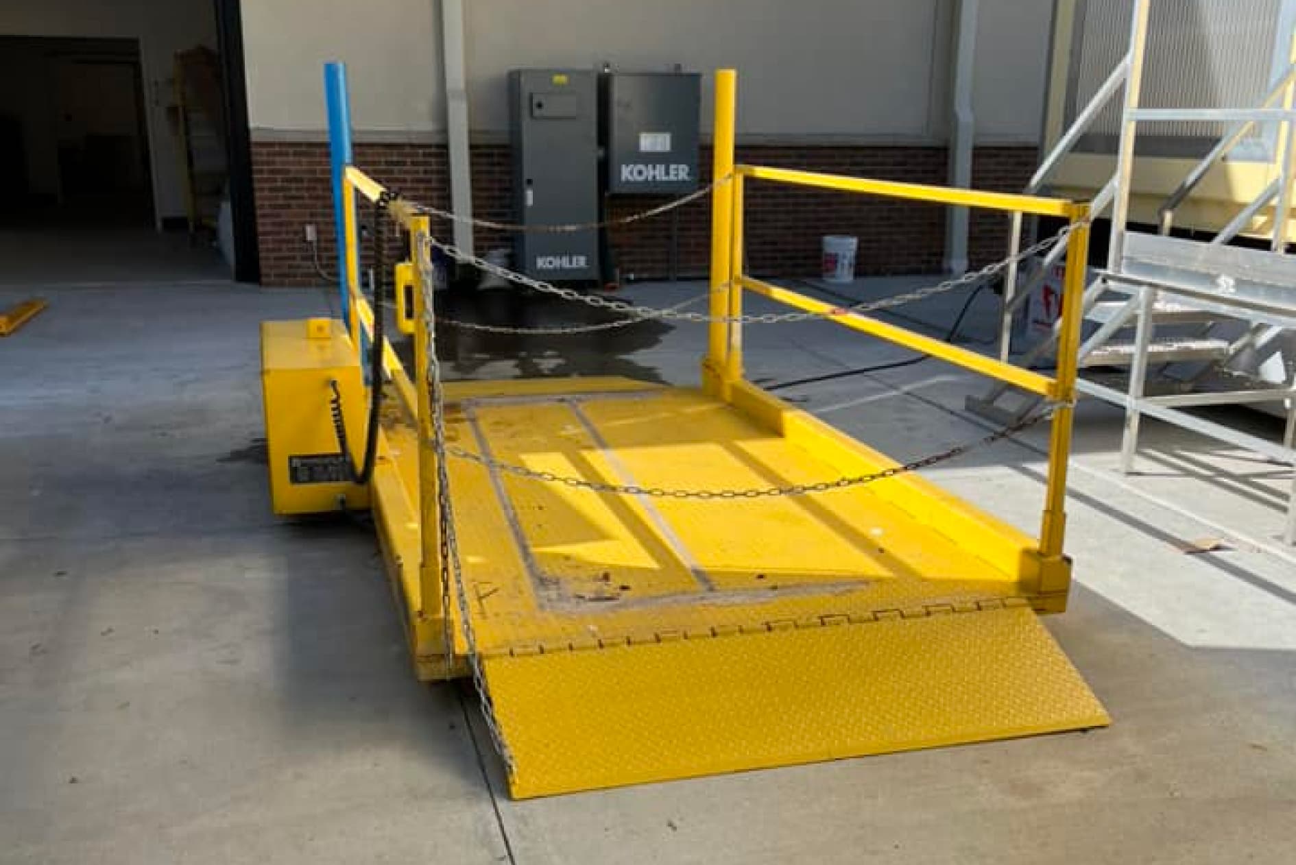 Loading dock repair services in Florida
