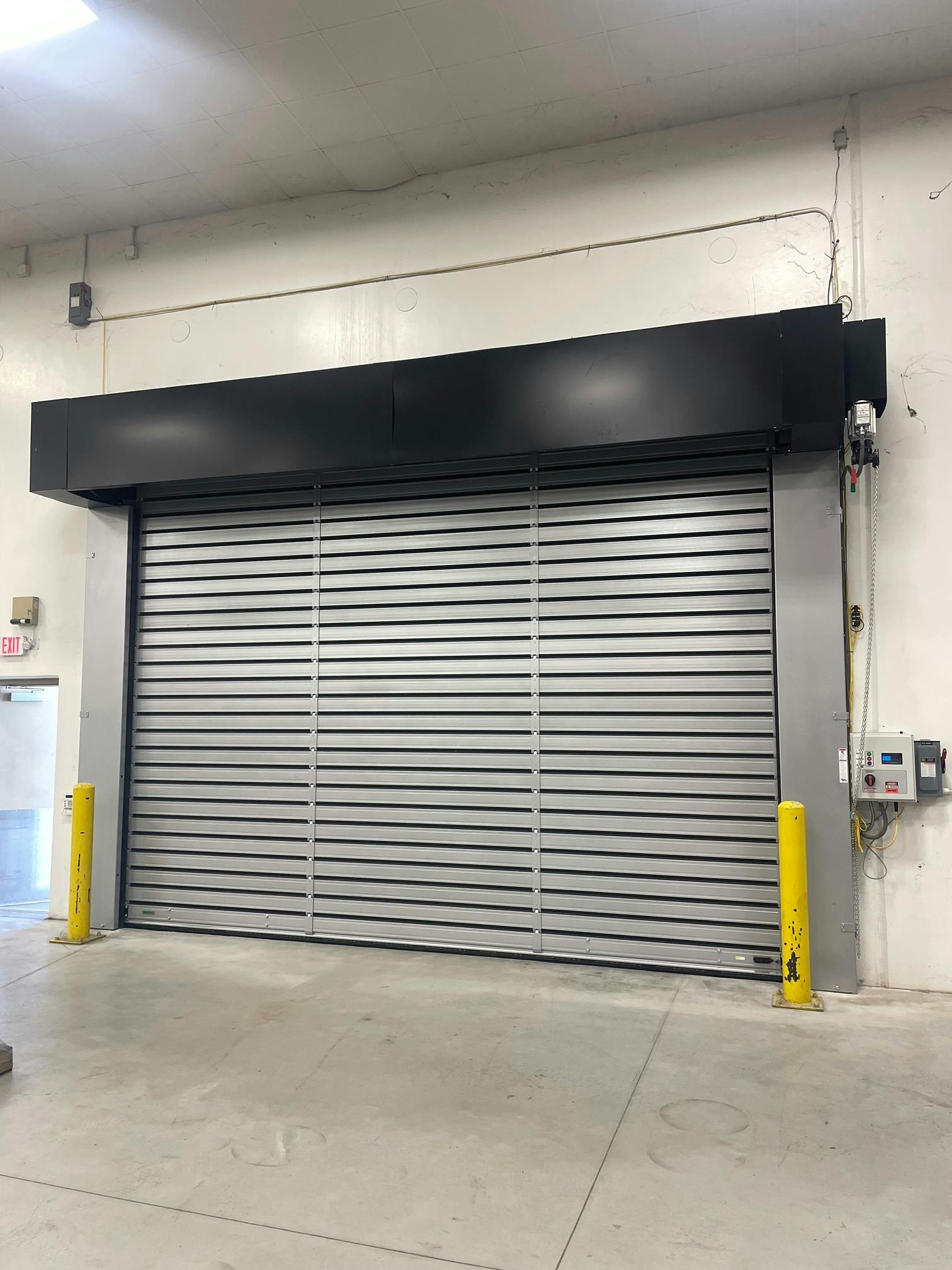 hurricane garage door for commercial buildings